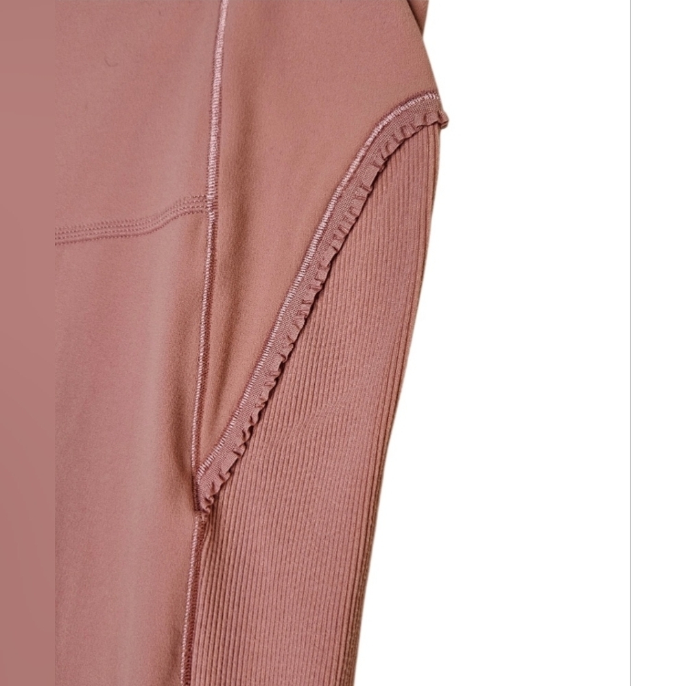 0097 Nike Dri-Fit Luxe Leggings Pink Ruffled Yoga Athletic Workout Activewear XL - Picture 2 of 10